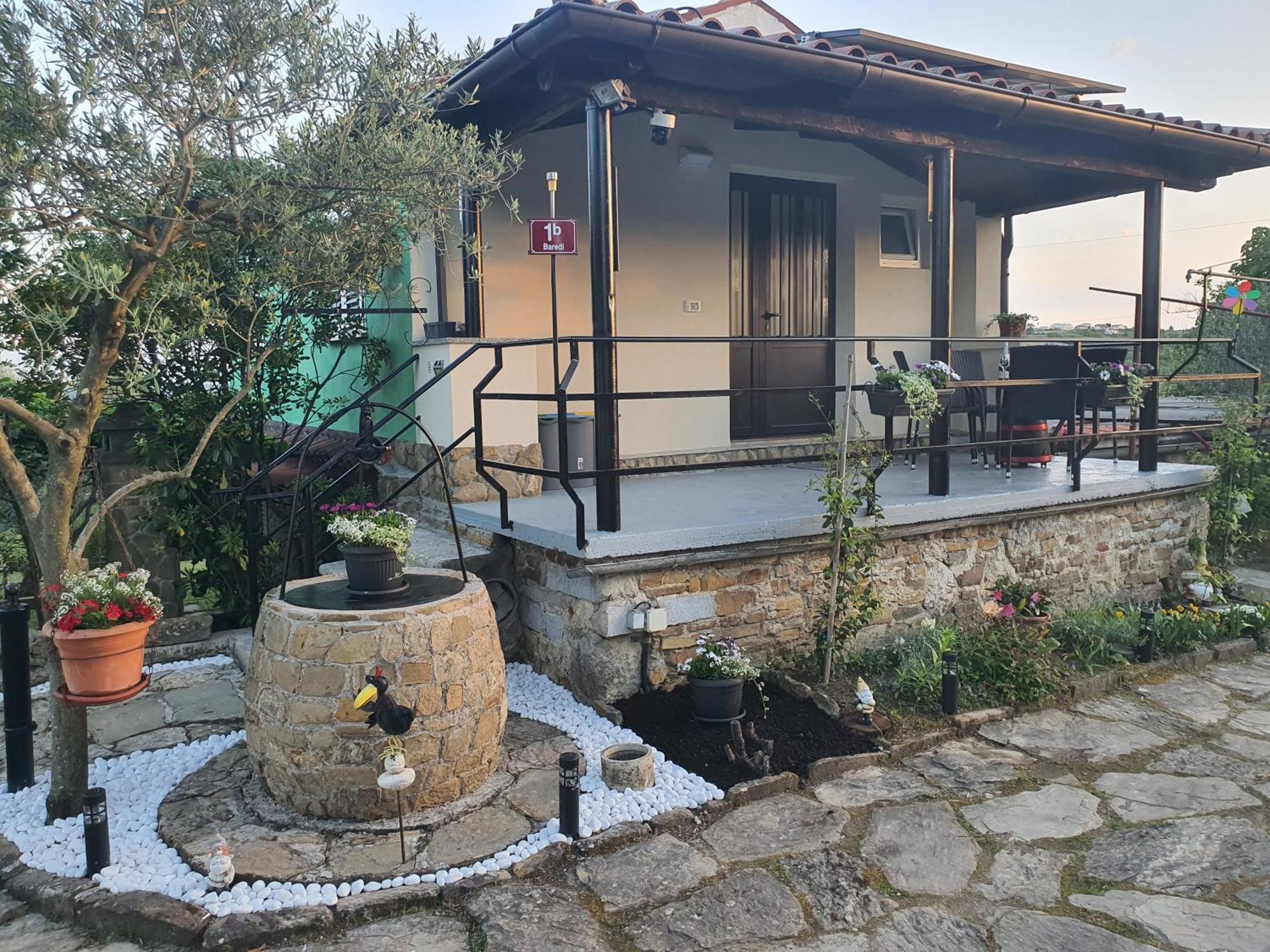 Apartma Vista Baredi Izola Exteriör bild